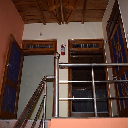 Star Guest House Naini Tāl Exterior foto
